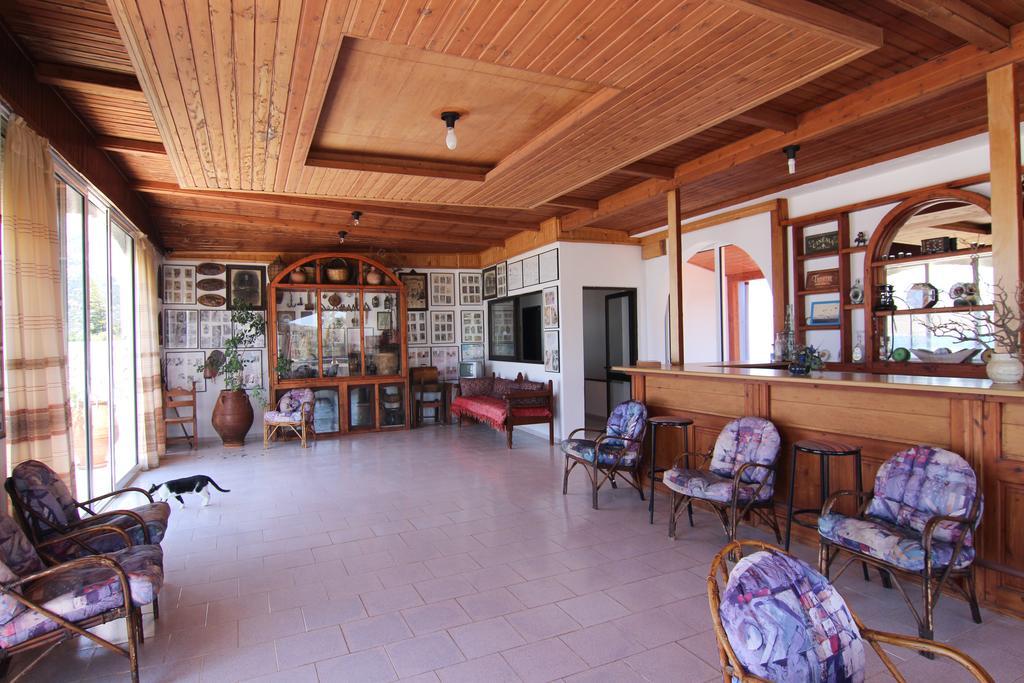 Lofos Hotel Plakiás Exterior foto